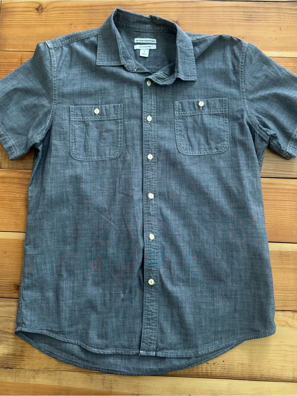 Modern Short-Sleeve Button-Up Shirt - Chambray